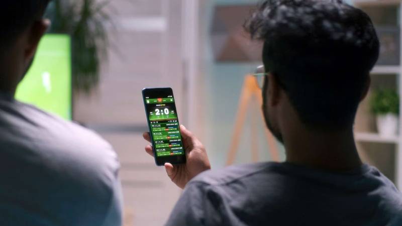 Ai nên làm cò cá độ bóng đá?